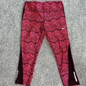 Nike DriFit High-Waisted Crop Leggings